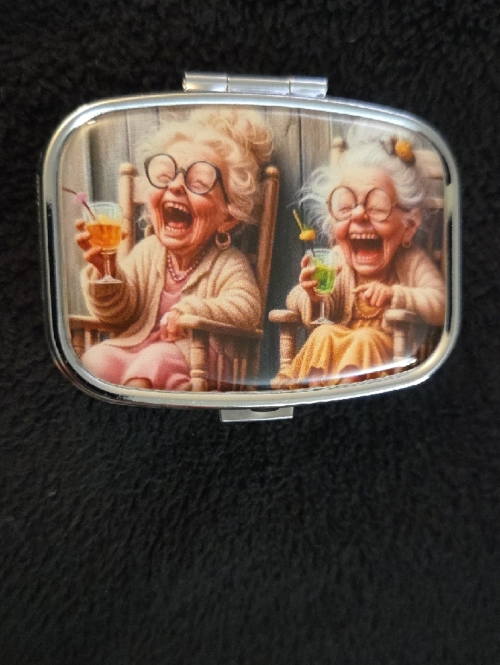 NEW - PILL CASE...PILL CONTAINER...WITH A MIRROR... Two Ladies on Rocking Chairs